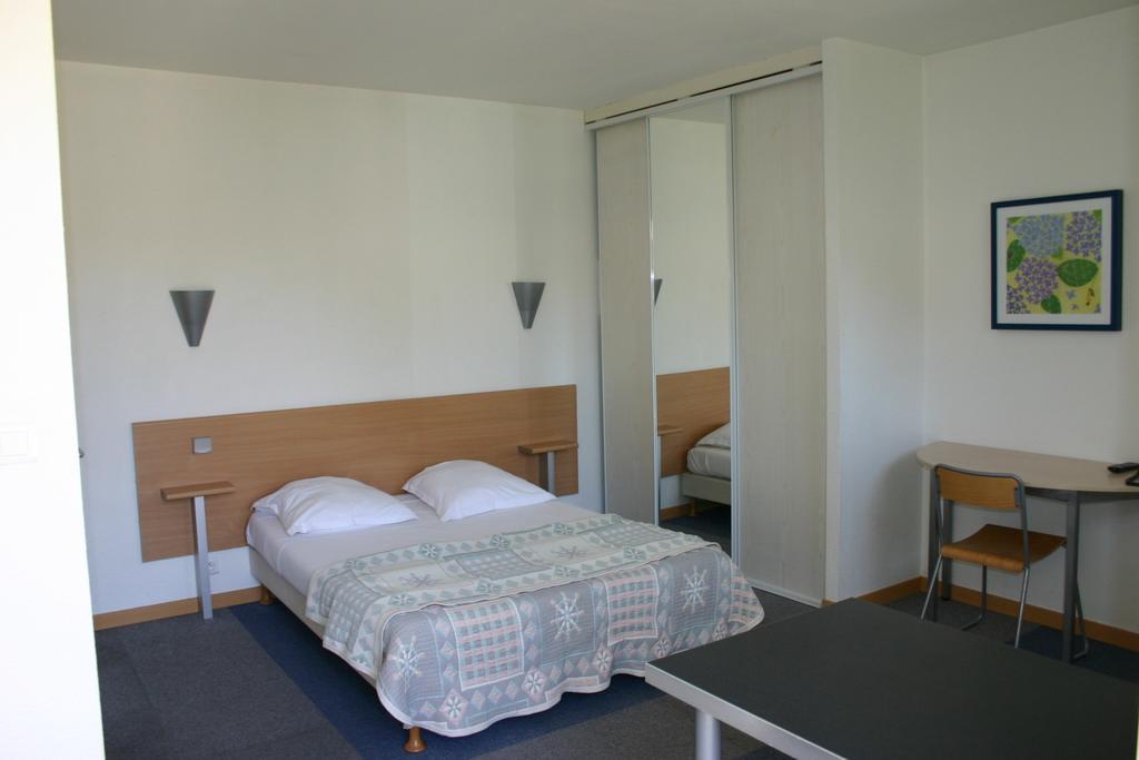 Appart'Hotel Residella Aubagne Gémenos Szoba fotó